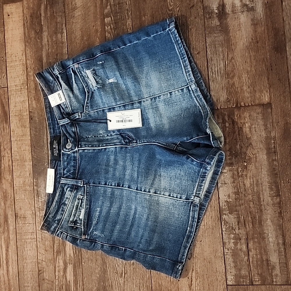 Nwt Judy Blue denim shorts size 1x